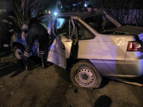 В Ставрополе подростки убегавшие от полицейских попали в аварию